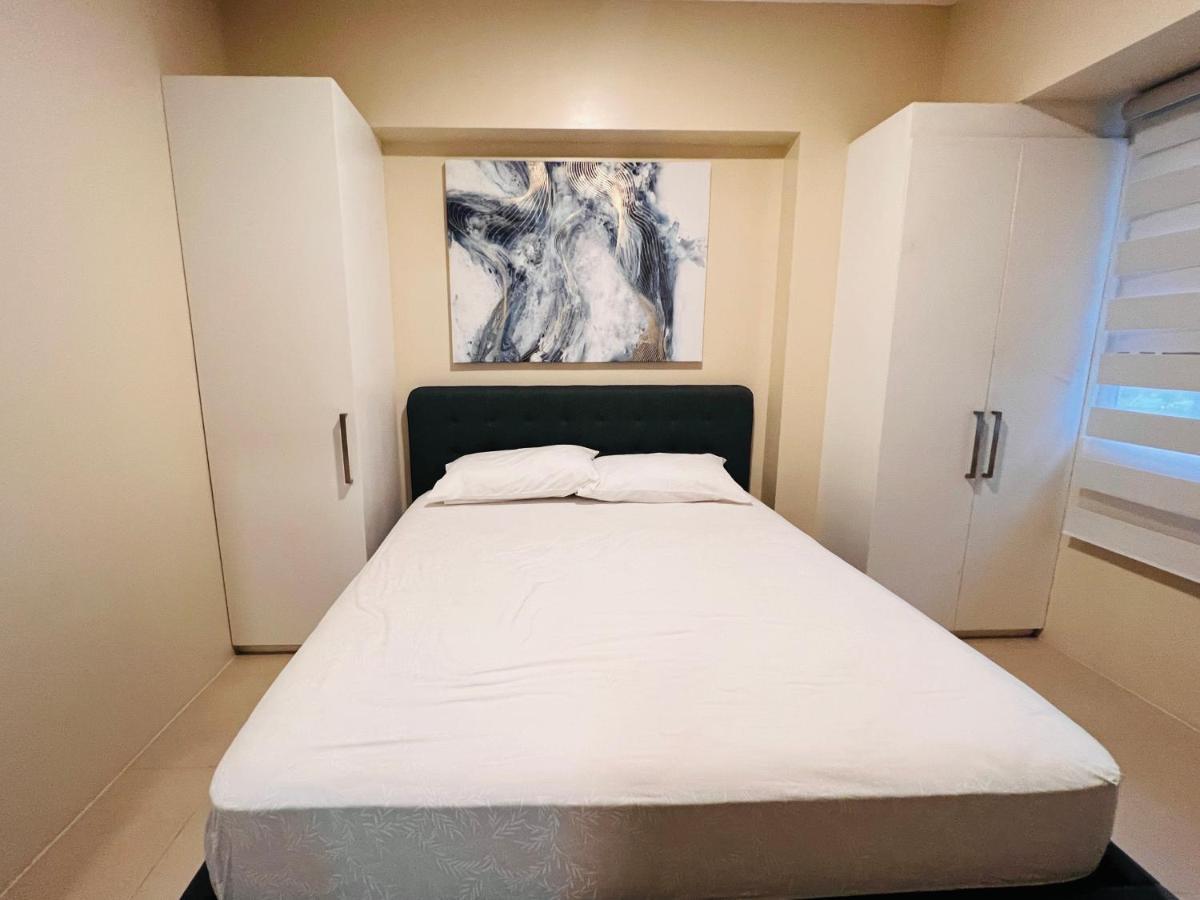 * * *H Incomparable Value Iloilo City Exterior foto